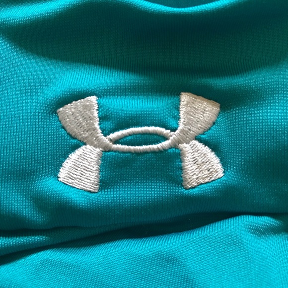 Under Armour sweater - Picture 5 of 5